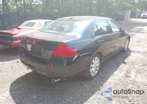 2007 Honda Accord 3.0 Ex z USA, uszkodzony, nr VIN 1HGCM66507A014154